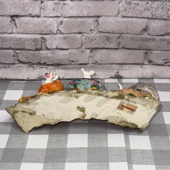 Vintage Easter Rabbit Figurine Train Carrot Egg Mushroom Train 8.5" X 3" - Picture 12 of 12